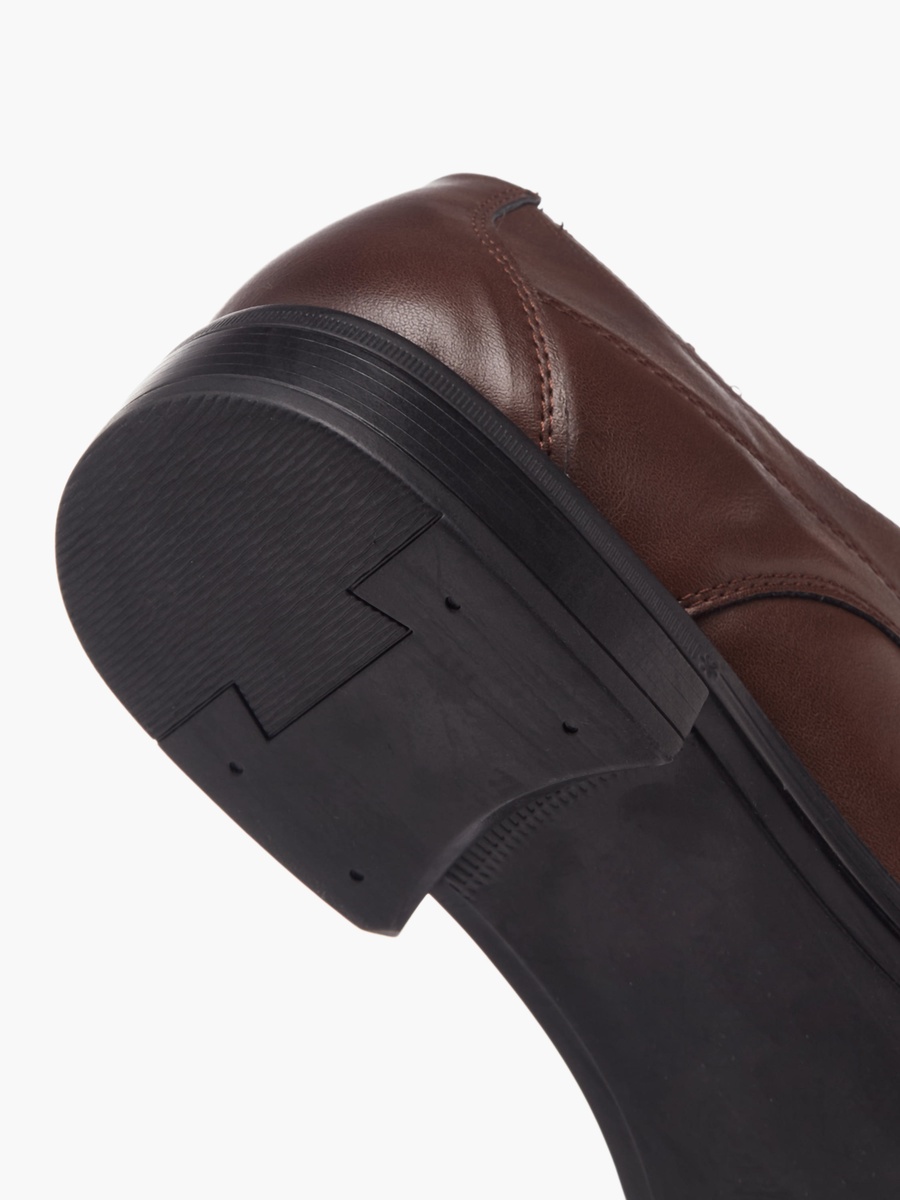 Men Lace-Up Derby Shoes