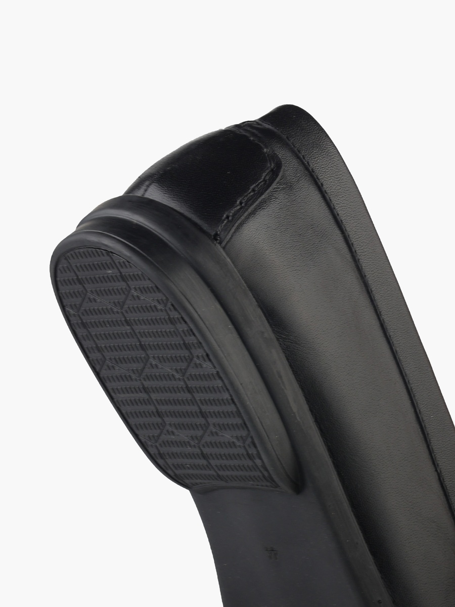 Men Slip-On Loafers