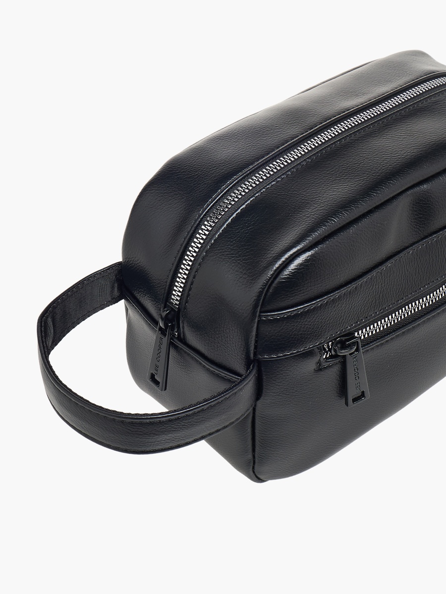 Men Solid Pouch