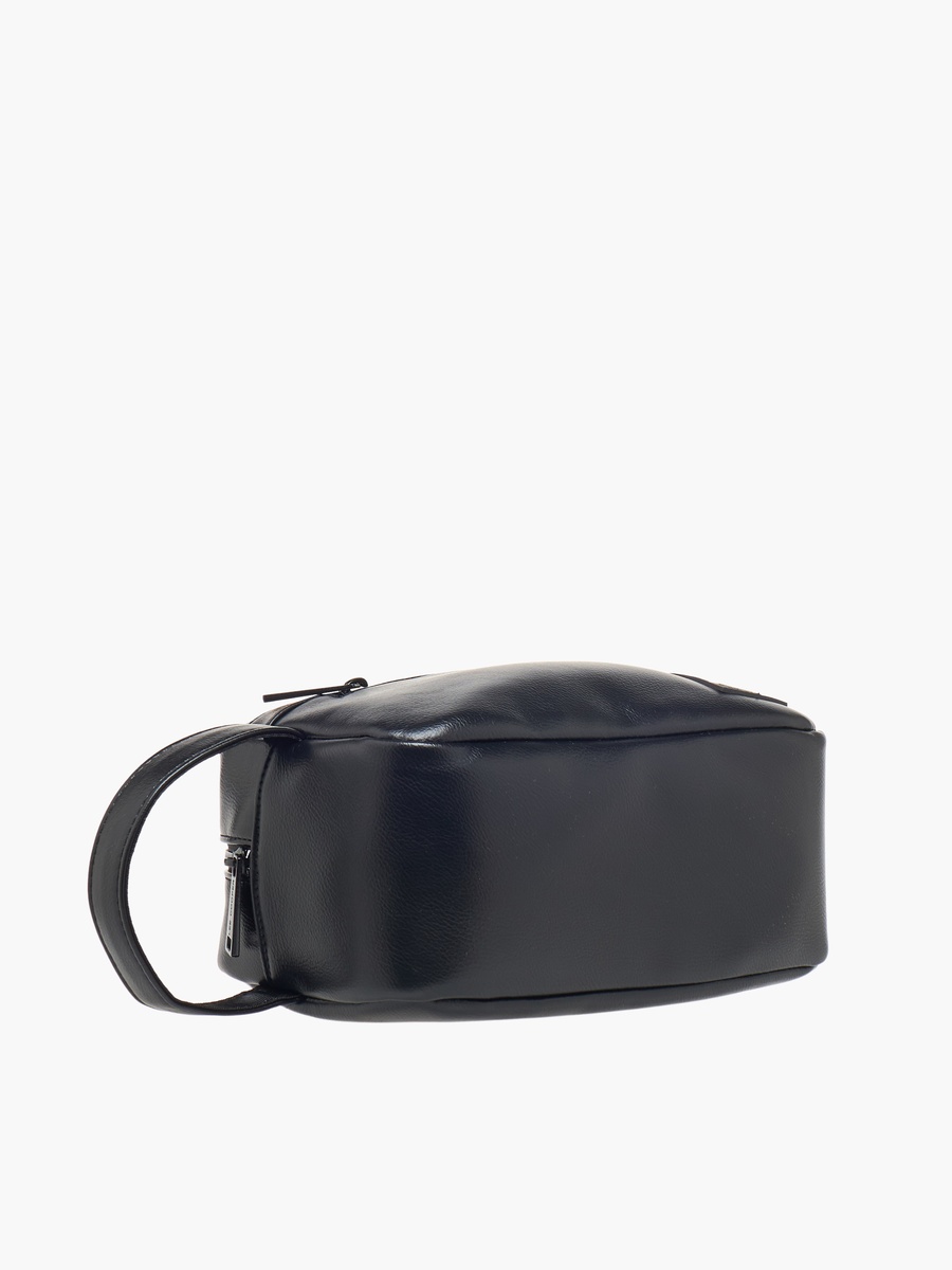 Men Solid Pouch