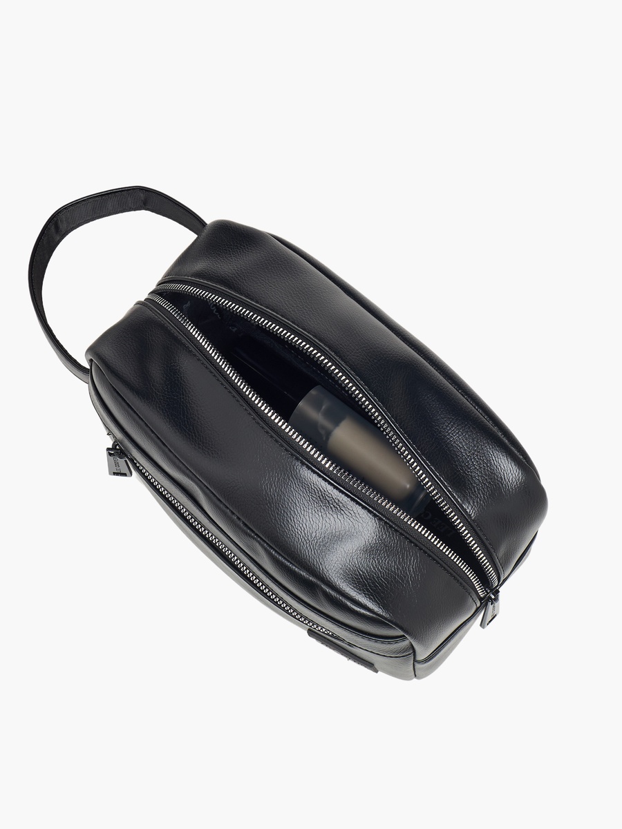 Men Solid Pouch