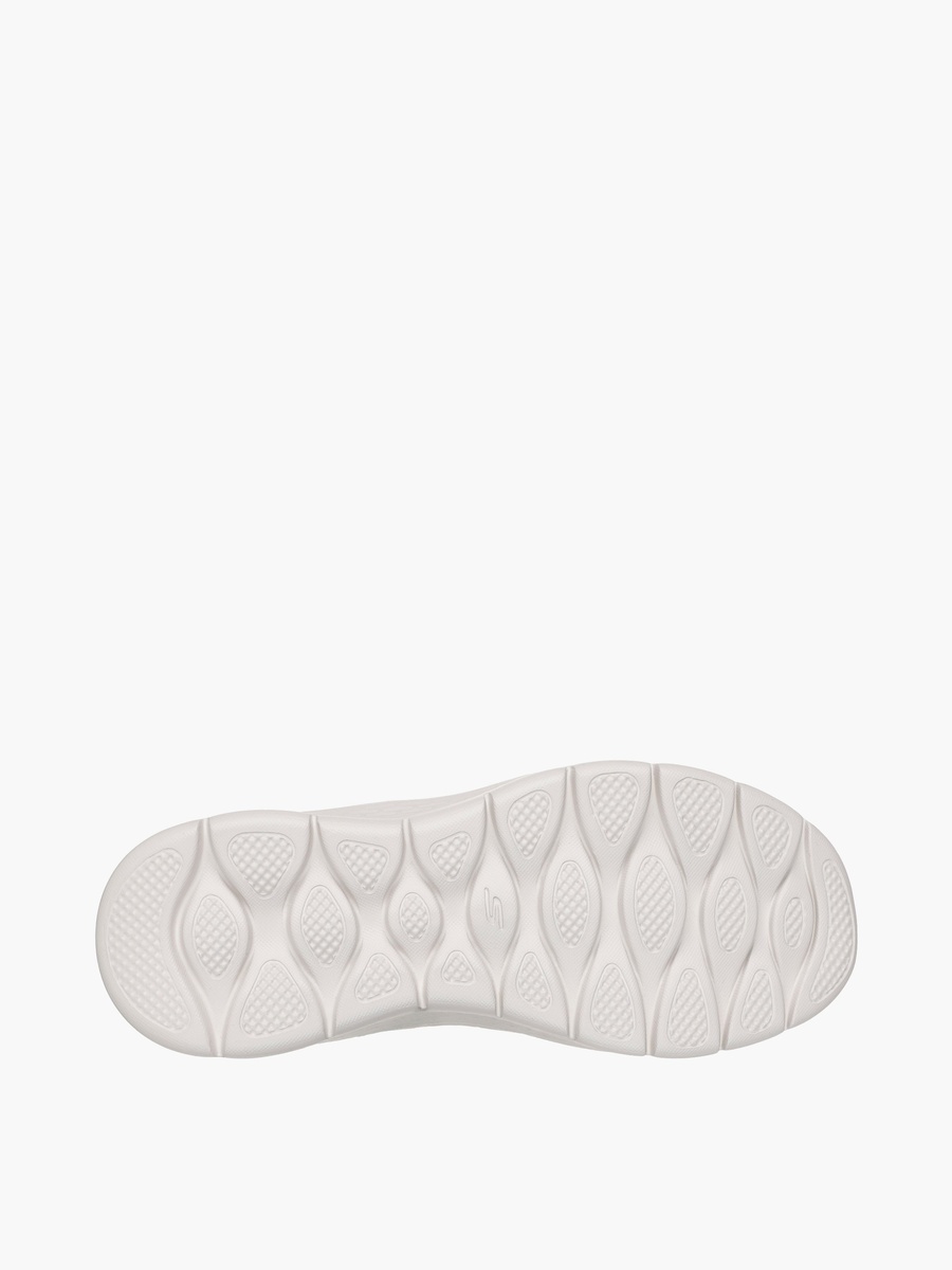 Lace-Up Sports Shoes