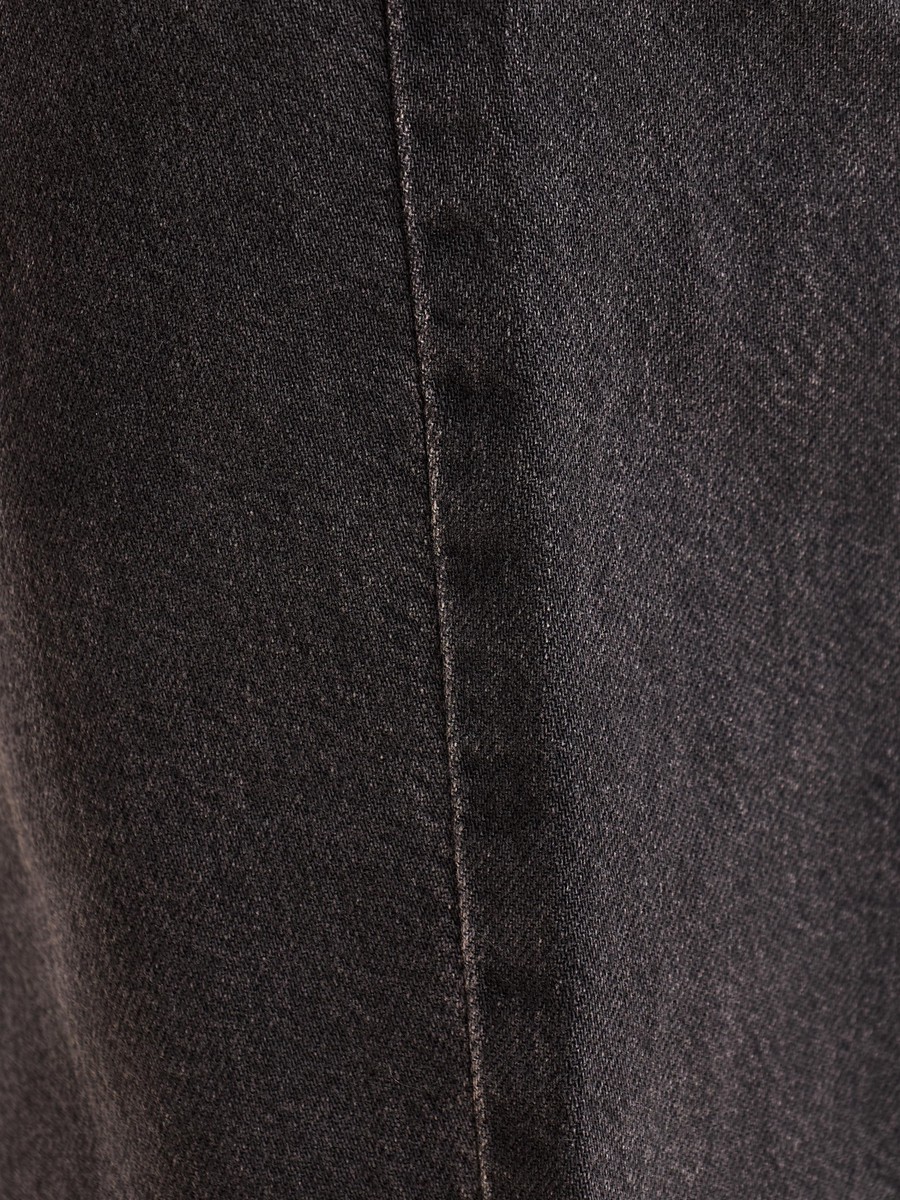 Loose Fit Jeans