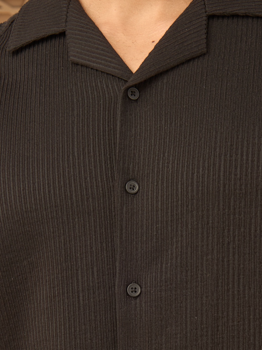 Textured Seersucker Shirt with Camp Collar