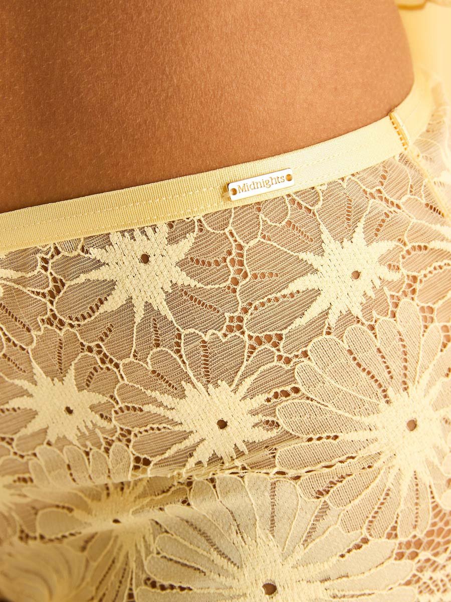 Lace Embroidered Non Padded Babydoll with Briefs