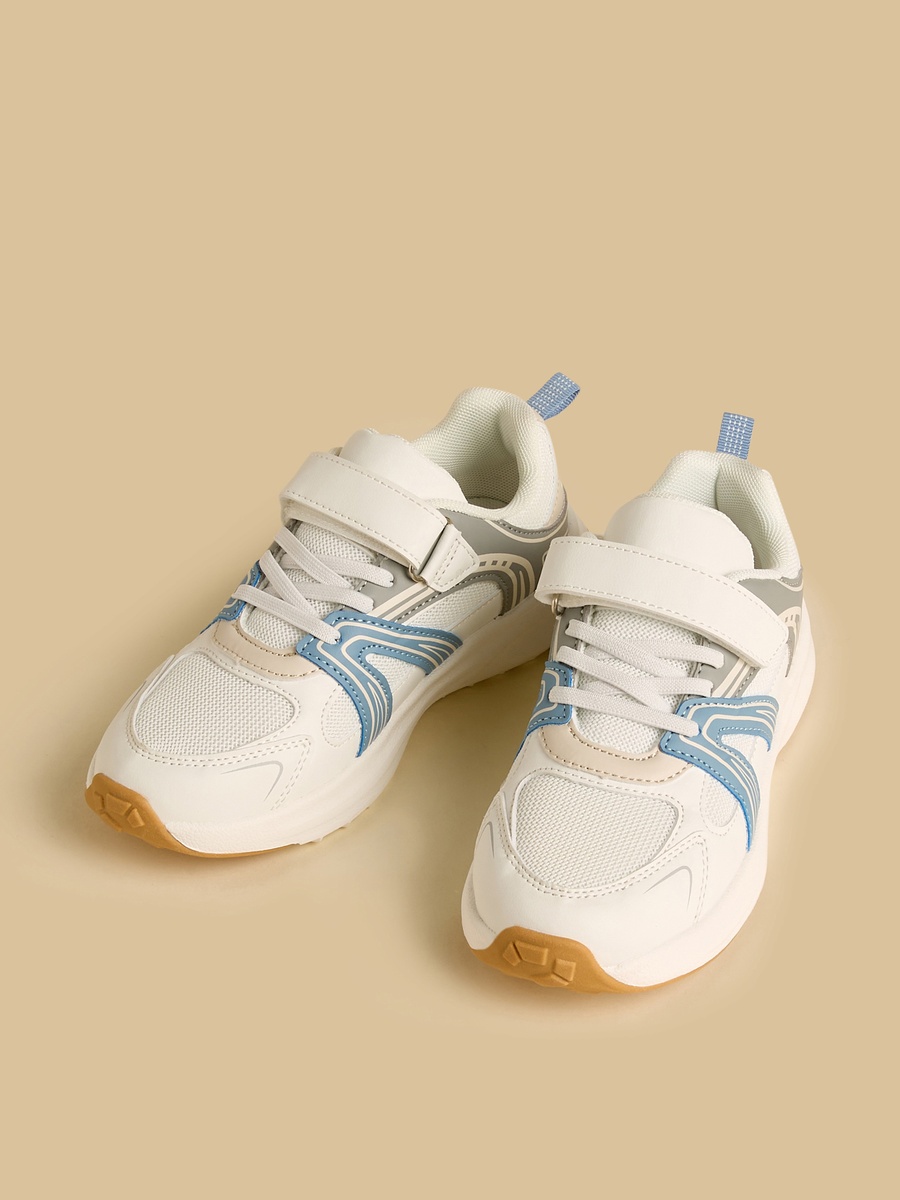 Panelled Sports Shoes with Hook and Loop Closure