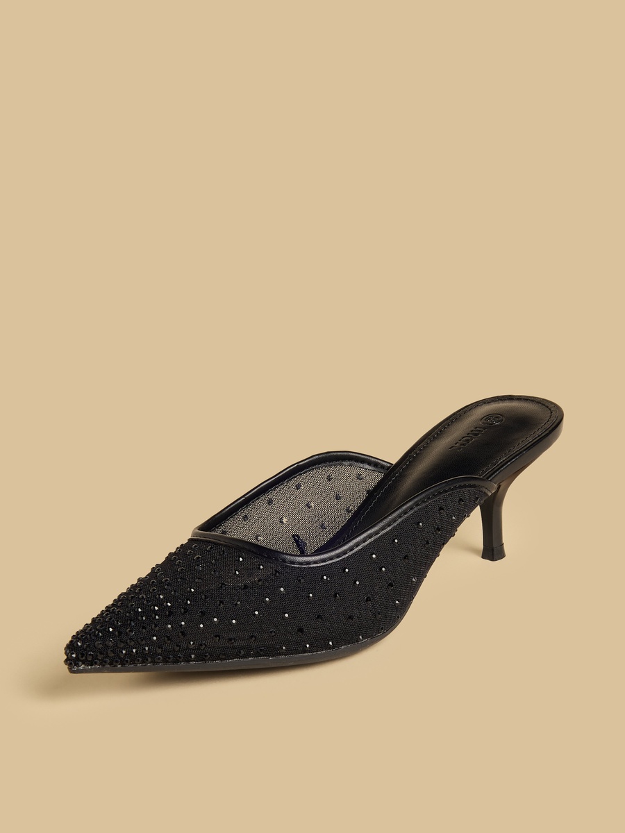 Embellished Pointed Toe Kitten Heel Shoes
