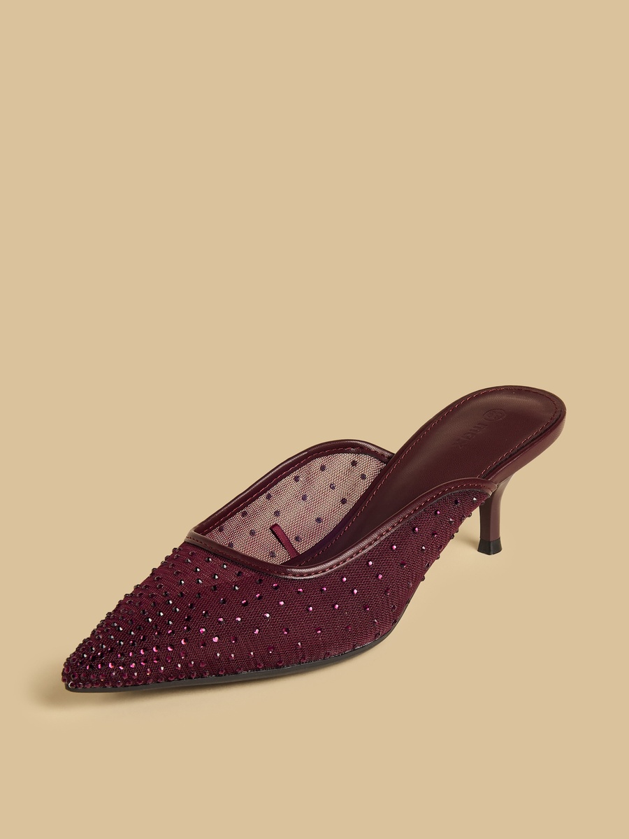 Embellished Pointed Toe Kitten Heel Shoes