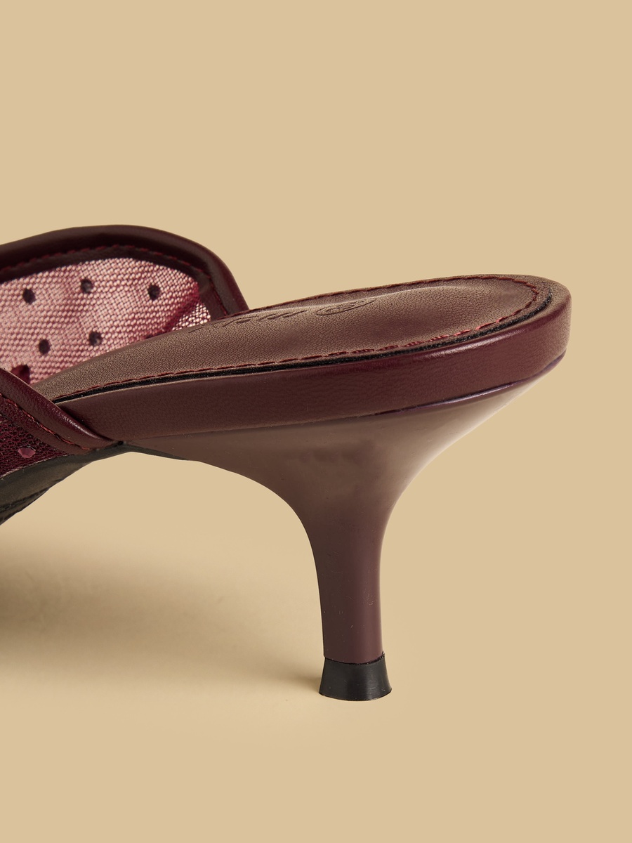 Embellished Pointed Toe Kitten Heel Shoes