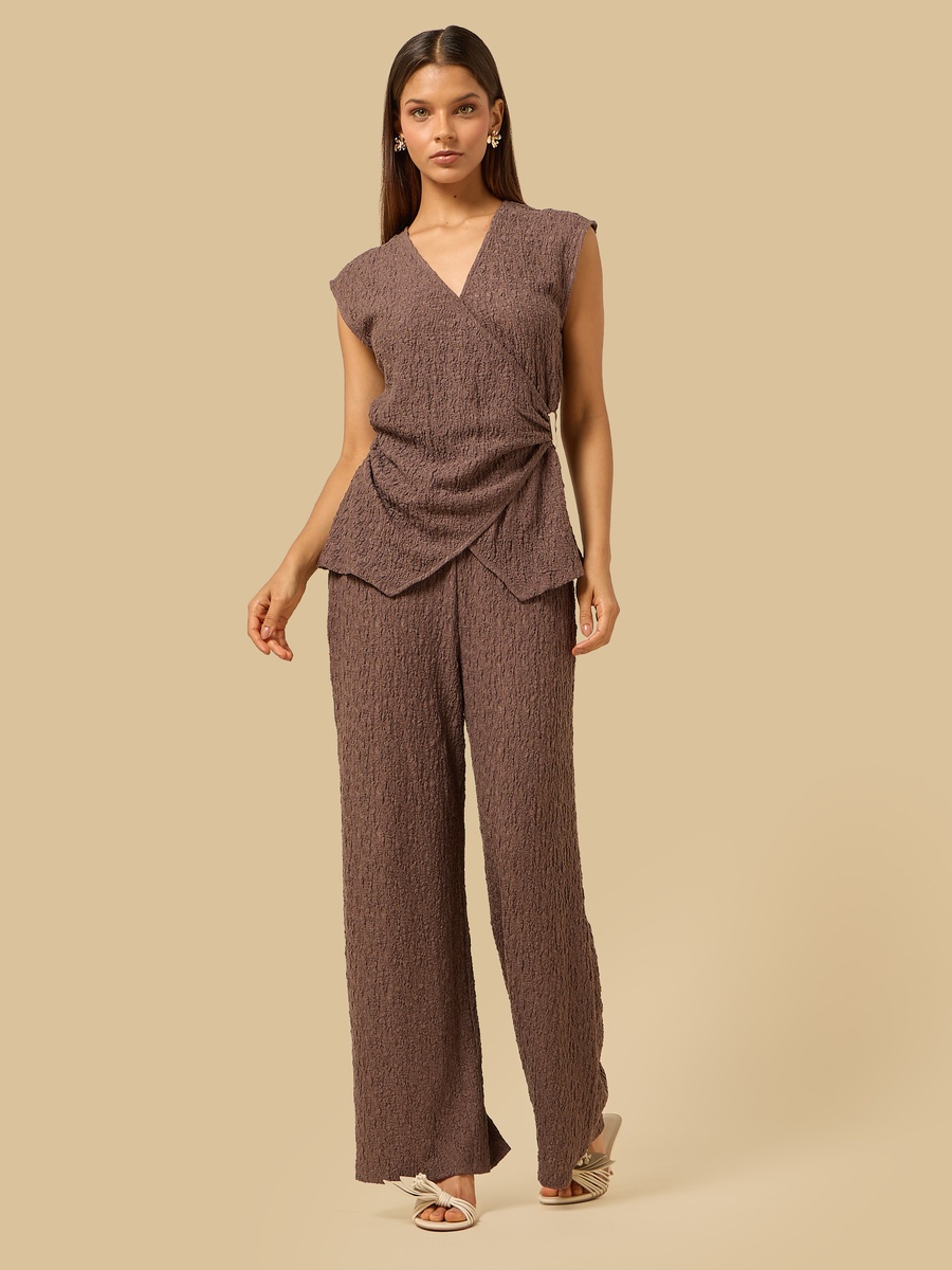 Textured Wide Leg Pants
