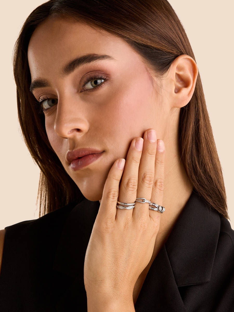 Pack of 4 - Embellished Ring