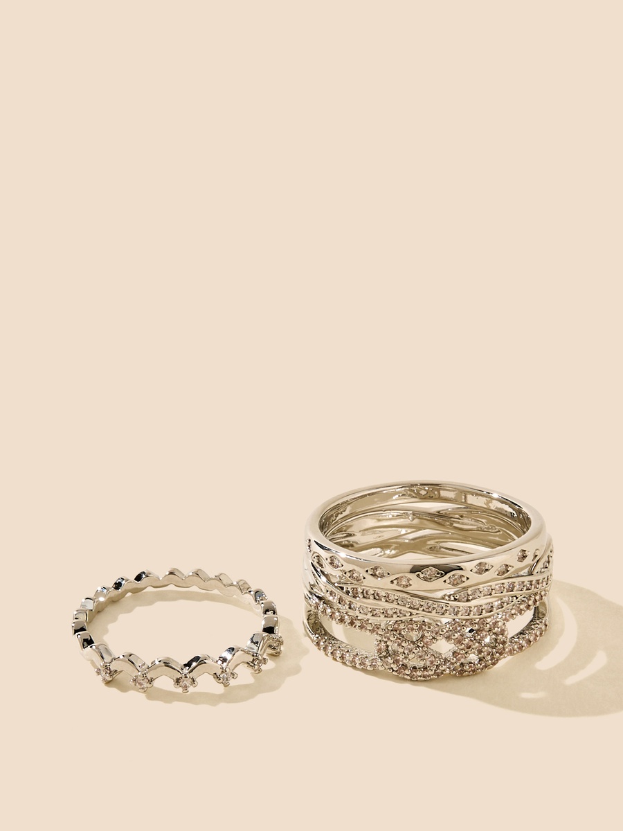 Pack of 4 - Embellished Ring