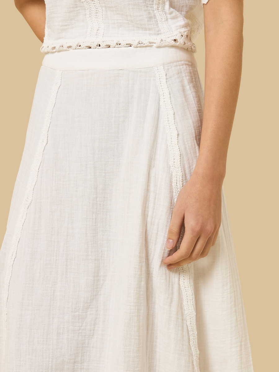 Lace Trim Skirt