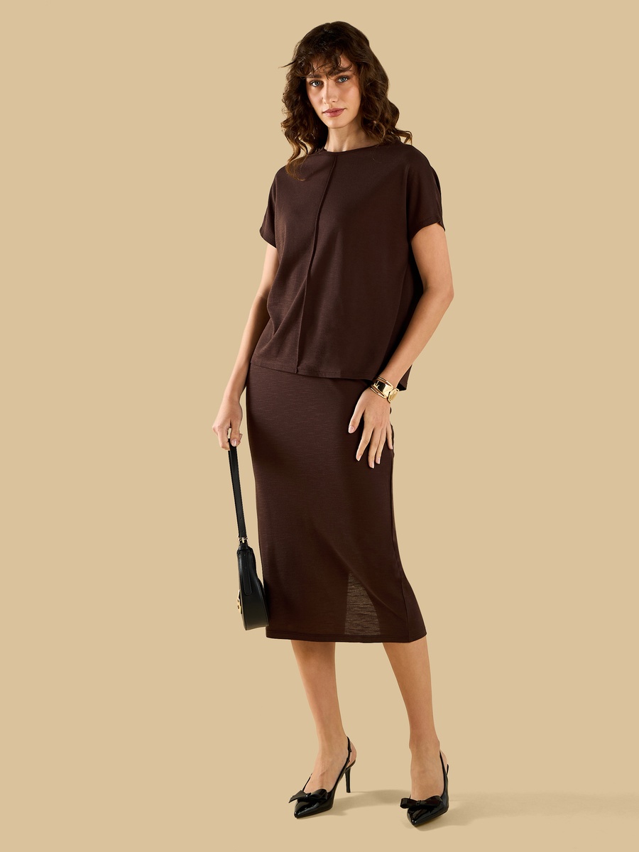 Fitted Pencil Skirt with Back Slit