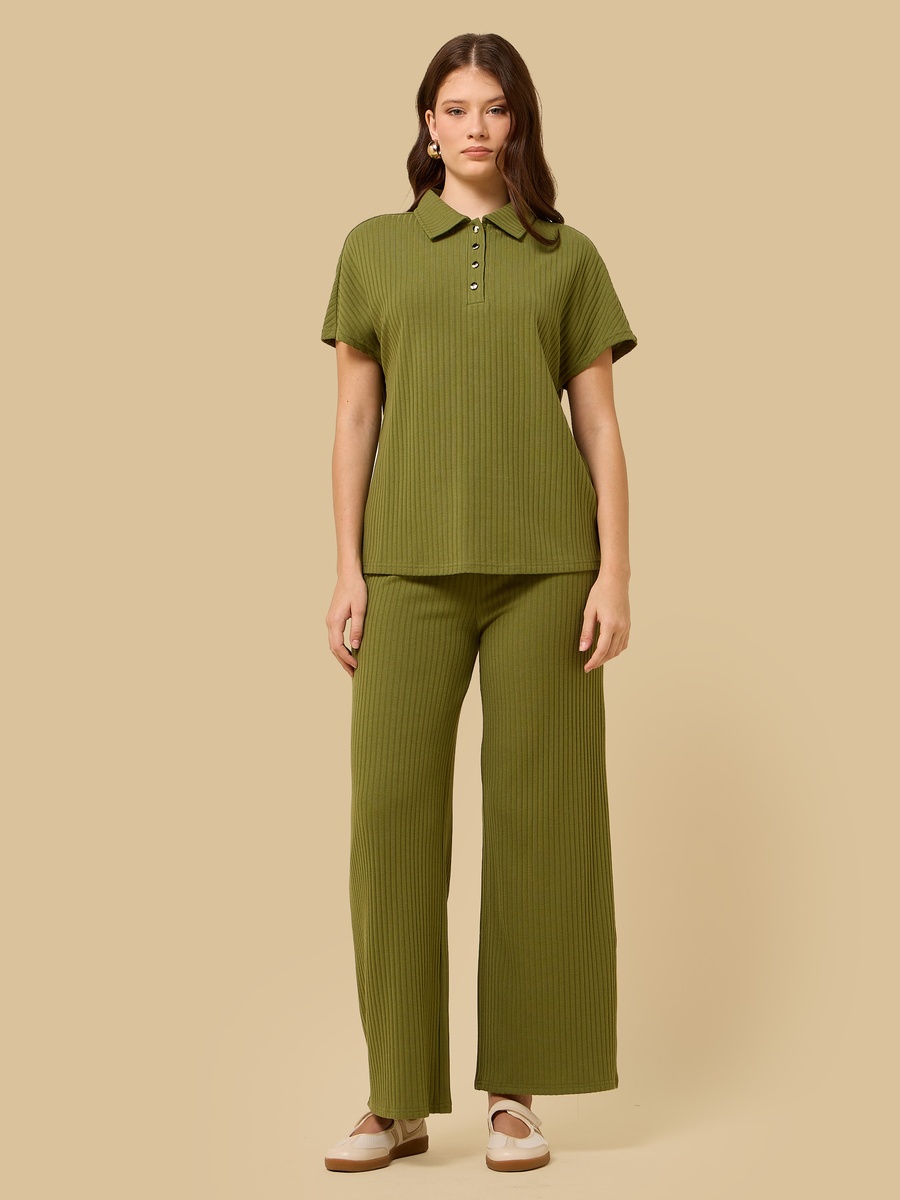 Ribbed Collared Top