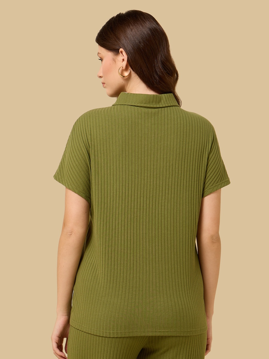 Ribbed Collared Top