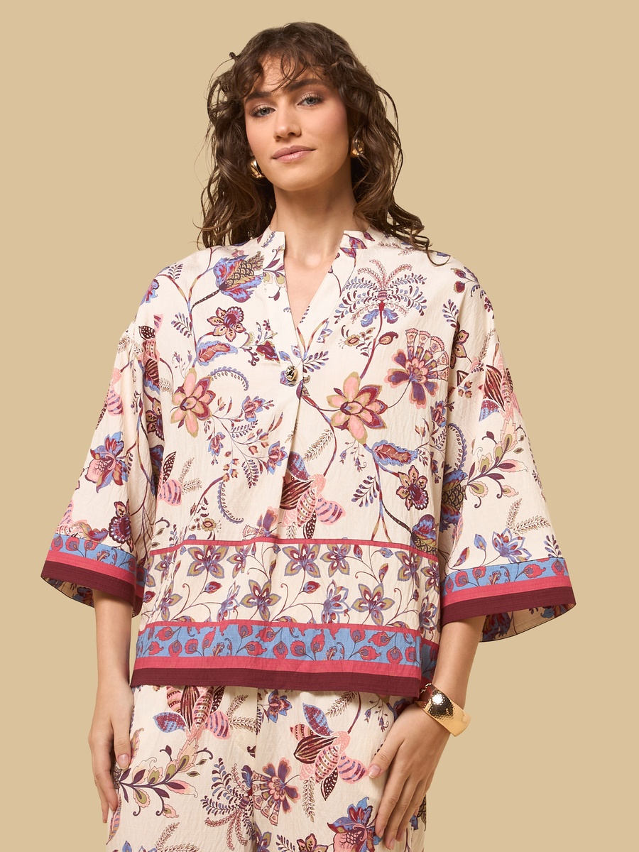 Floral Print V Neck Top with 3/4 Sleeves