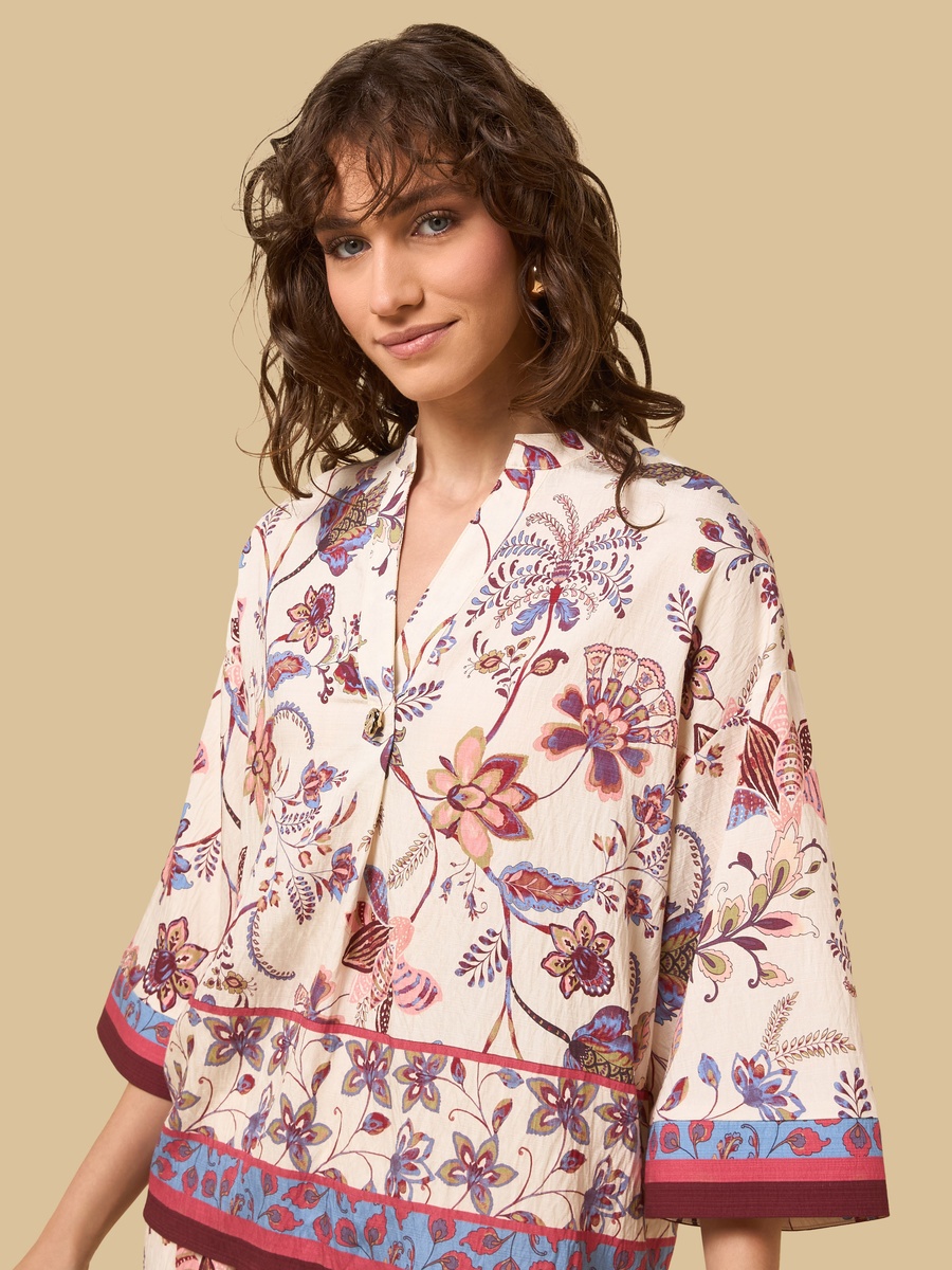 Floral Print V Neck Top with 3/4 Sleeves