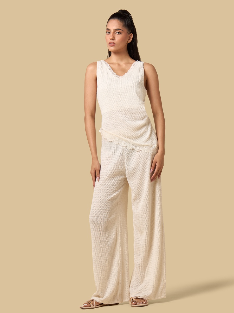 Lace Trim Textured Sleeveless Top