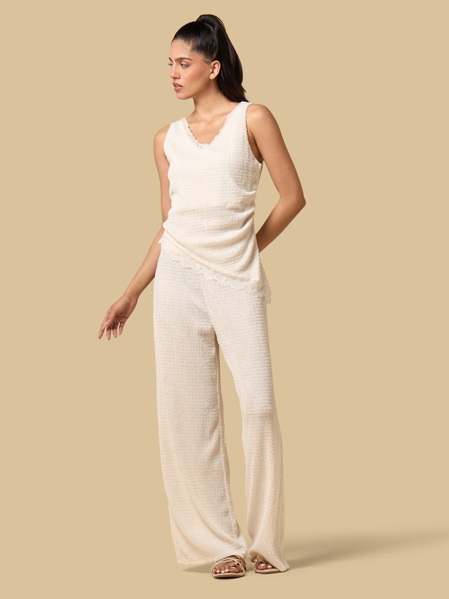 Lace Trim Textured Sleeveless Top