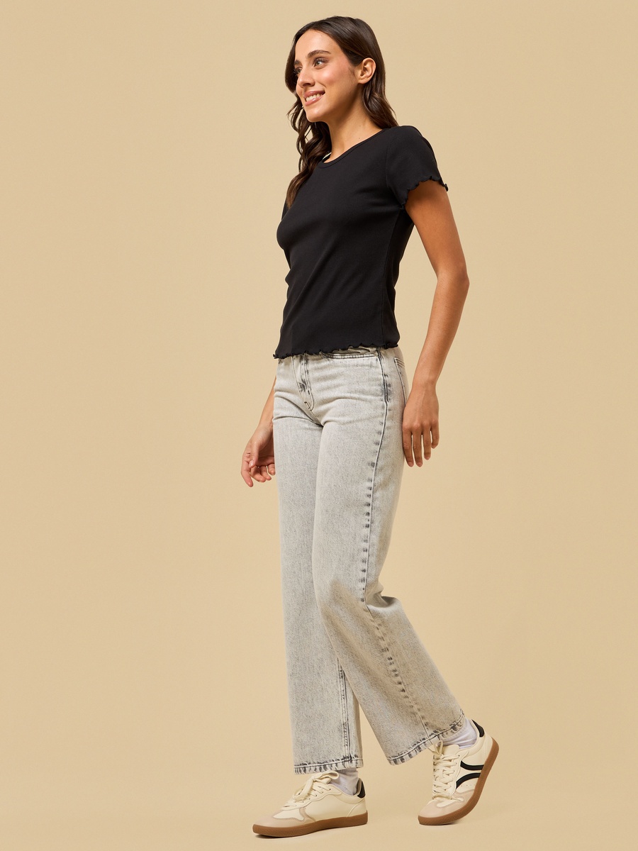 Ribbed T-Shirt with Lettuce Hem