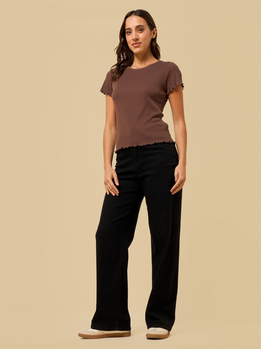Ribbed T-Shirt with Lettuce Hem