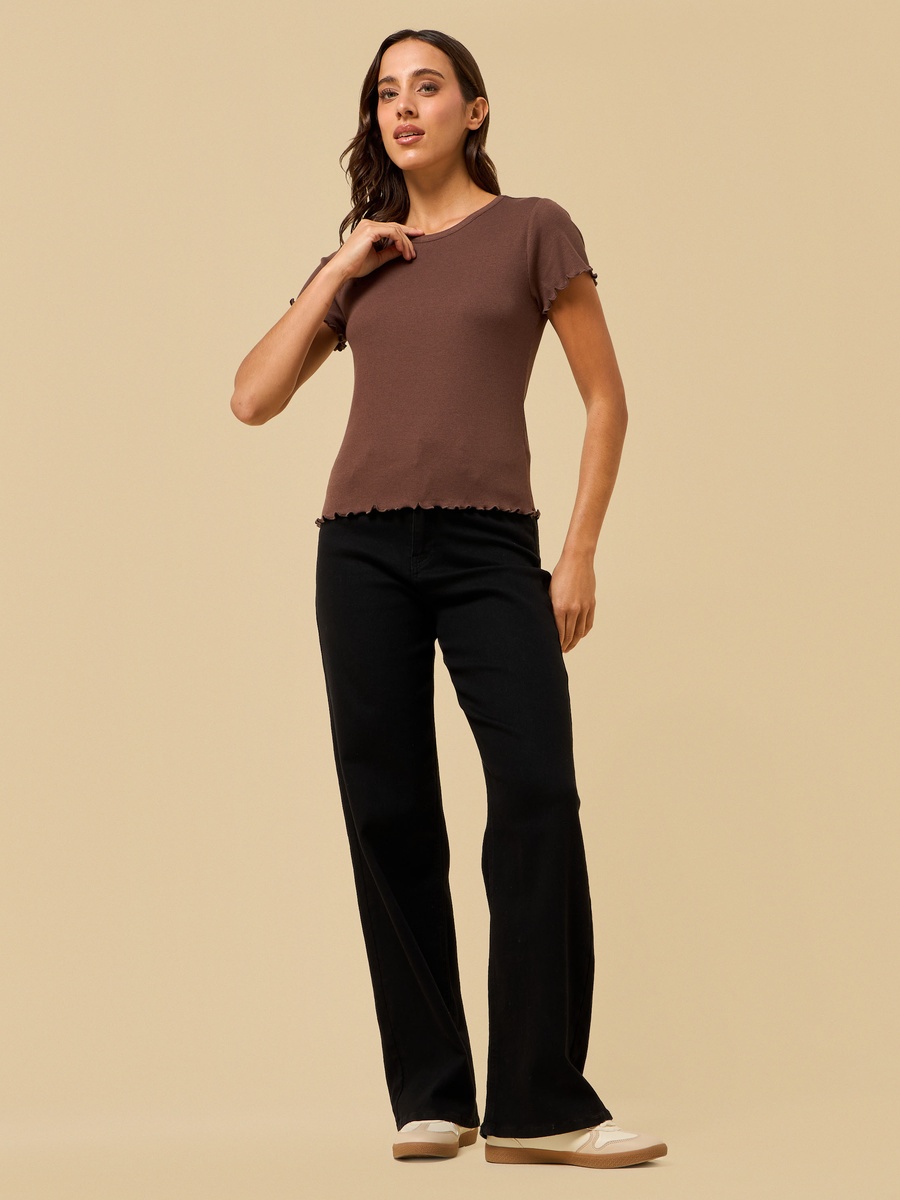 Ribbed T-Shirt with Lettuce Hem