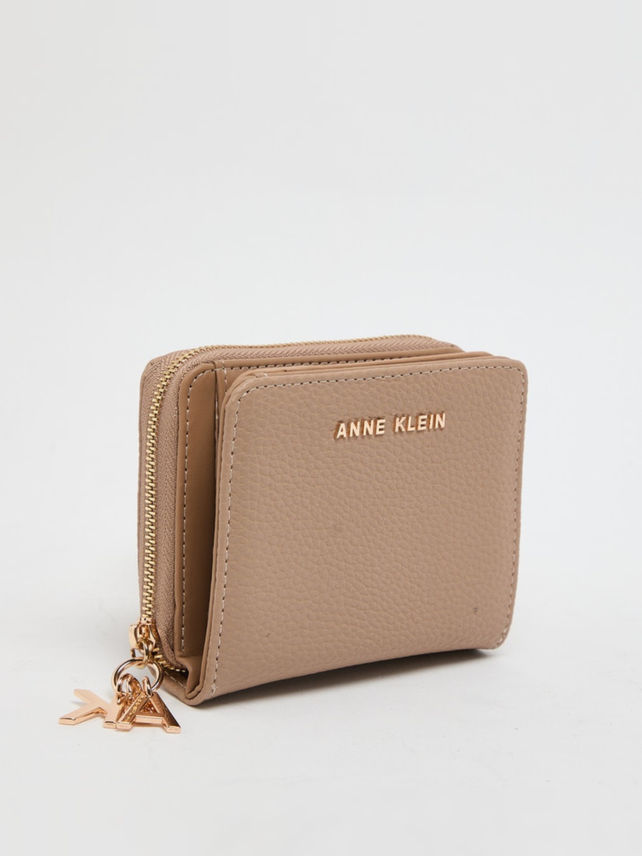 Logo Detail Wallet
