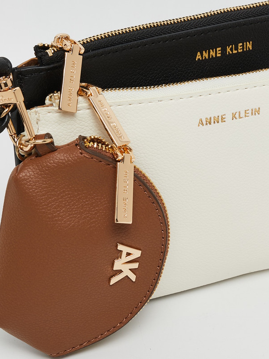 Logo Detail Wallet
