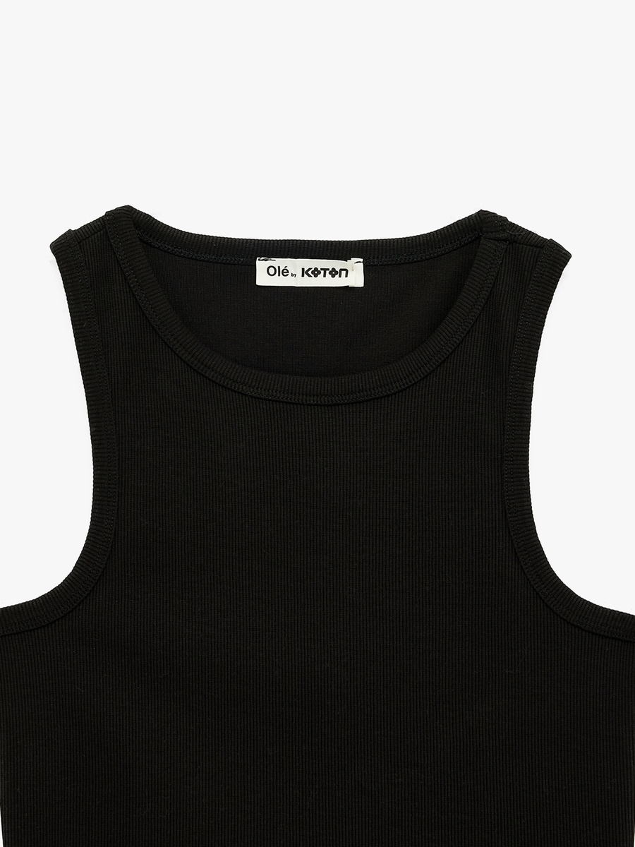 Plain Sleeveless Tank Top