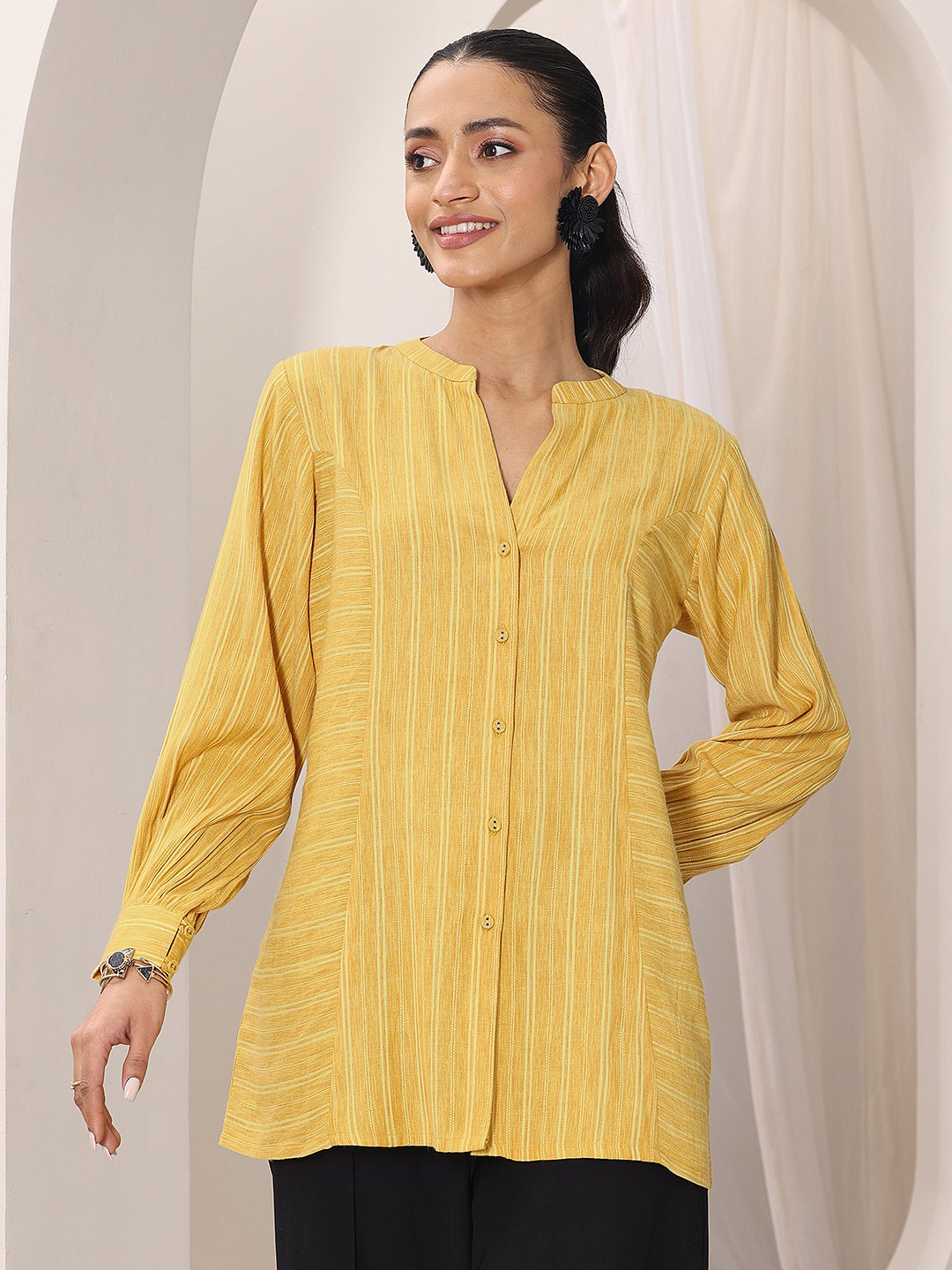 Yellow Printed Cotton Blend Straight Kurti