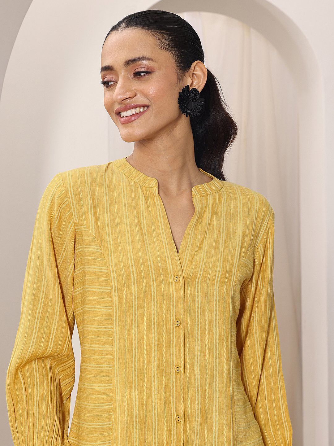 Yellow Printed Cotton Blend Straight Kurti