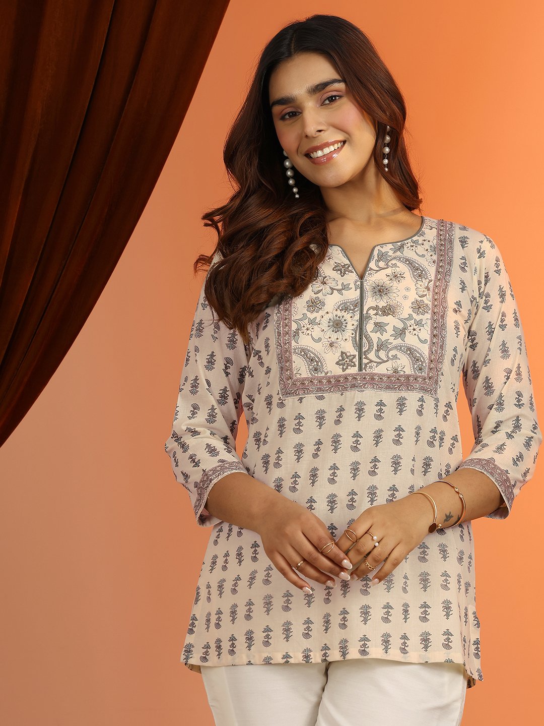 Off White Printed Cotton Straight Kurti