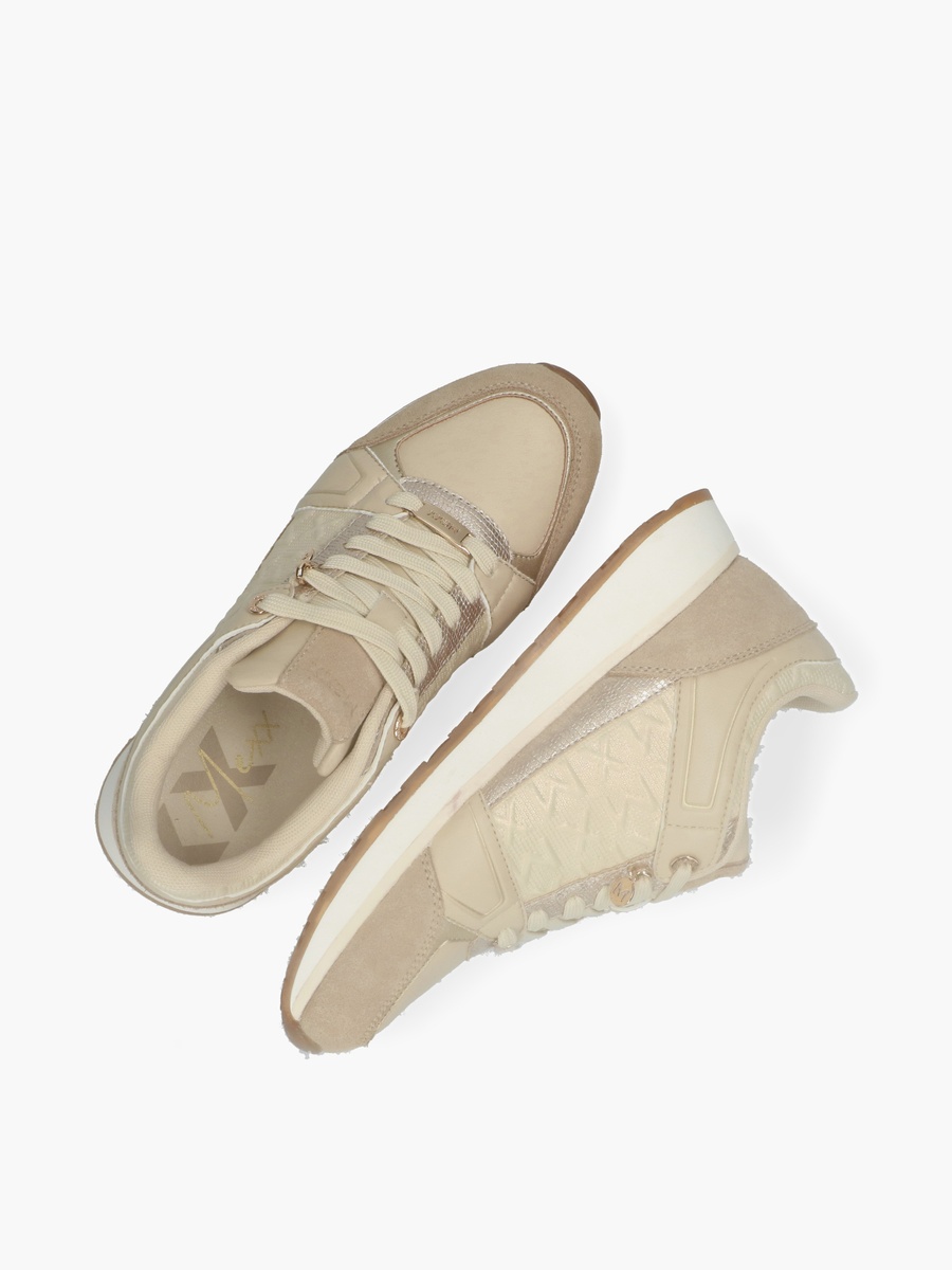 Women Tiara Rare Lace-Up Sneakers