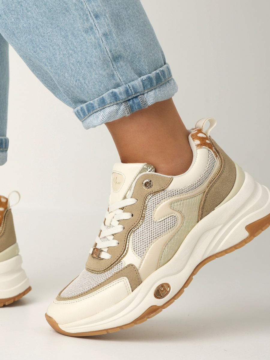 Women Lace-Up Sneakers