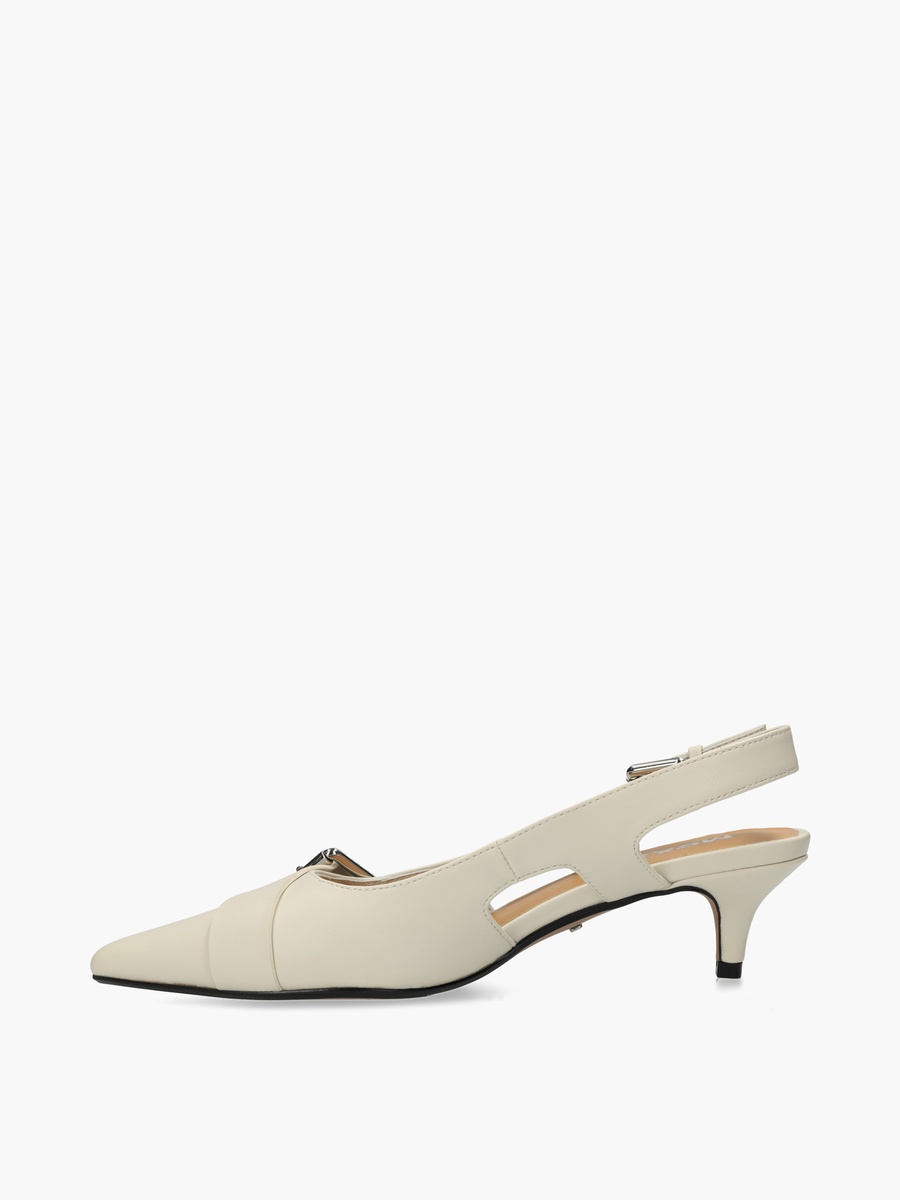 Women Tyra Suki Buckle Accent Kitten Heel Shoes