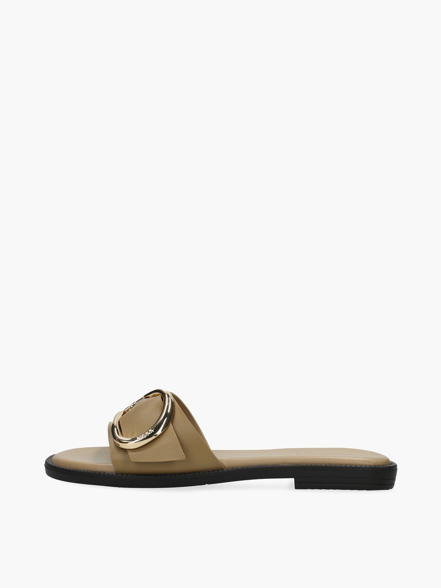 Women Tewy Saolak Buckle Detail Sandals