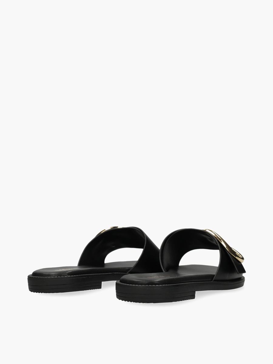 Women Tewy Saolak Buckle Detail Sandals