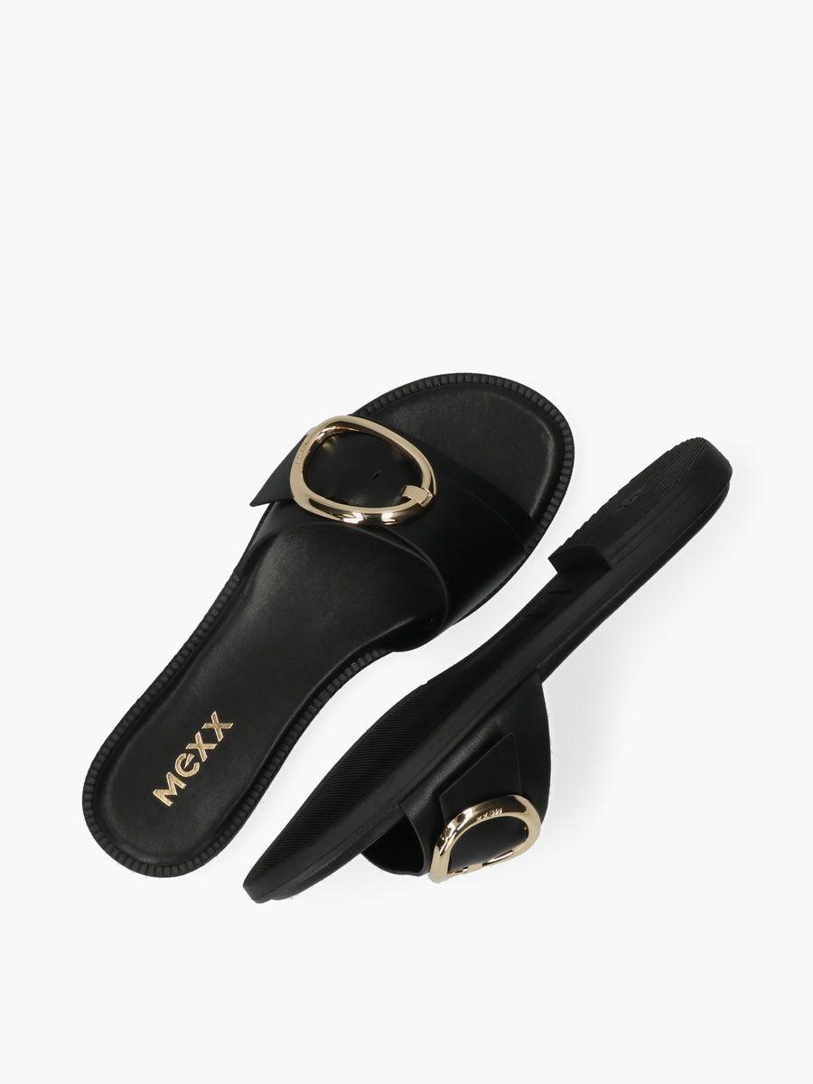 Women Tewy Saolak Buckle Detail Sandals