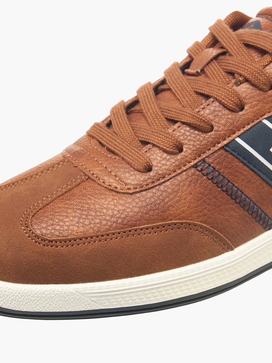 Men Lace-Up Sneakers