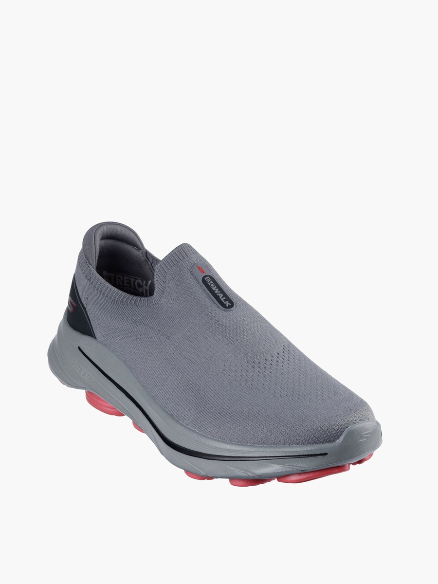 Men GO WALK 8 Slip-On Sports Shoes