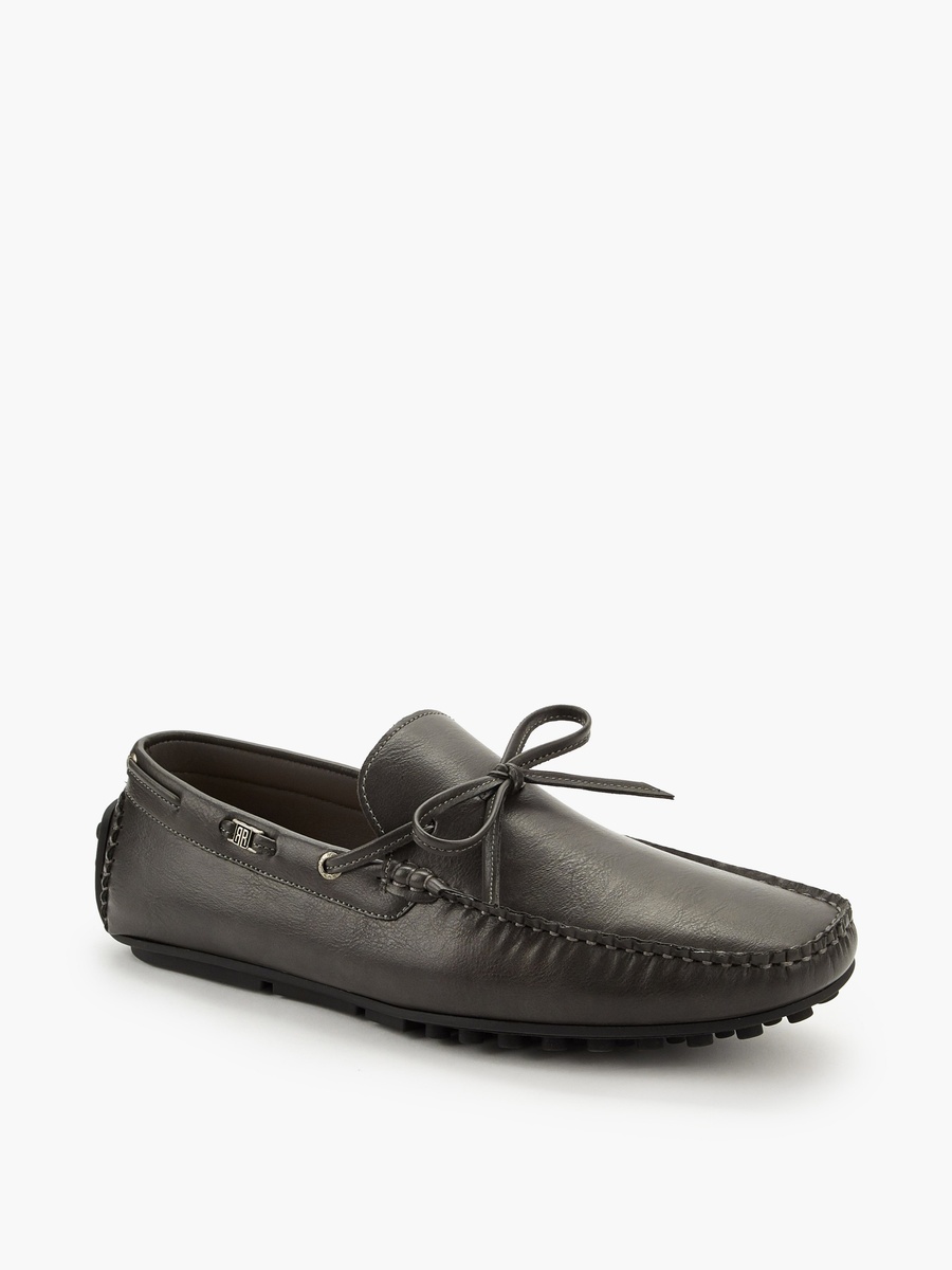 Men Bow Trim Slip-On Loafers