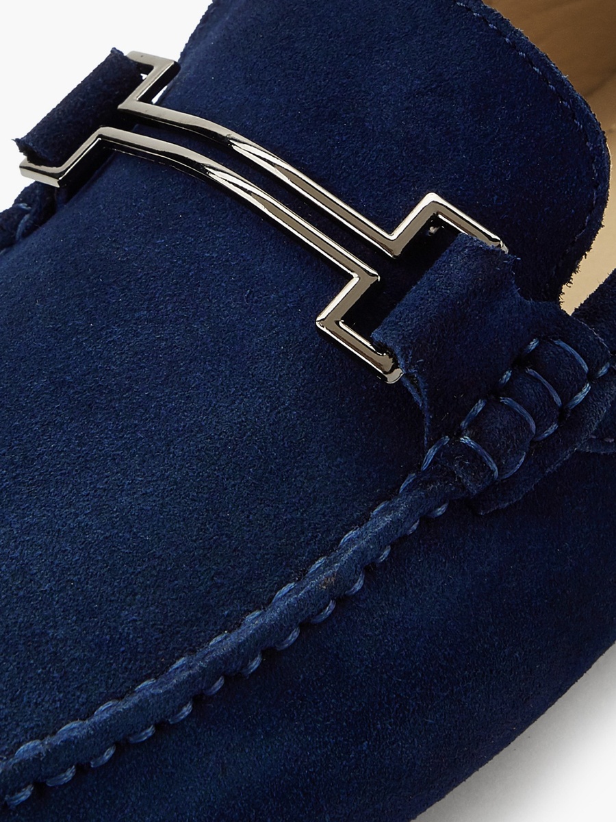 Men Metallic Trim Leather Loafers