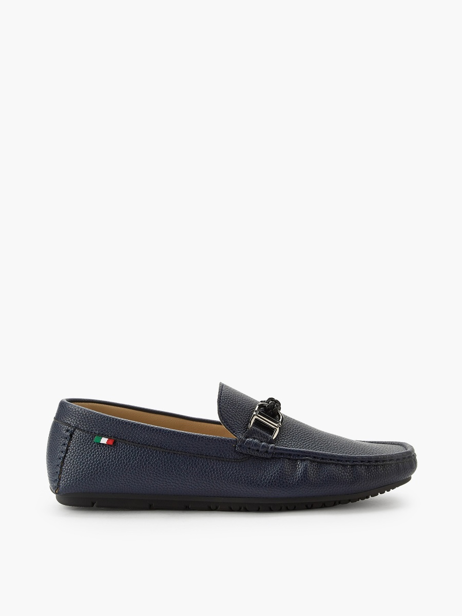 Men Textured Loafers
