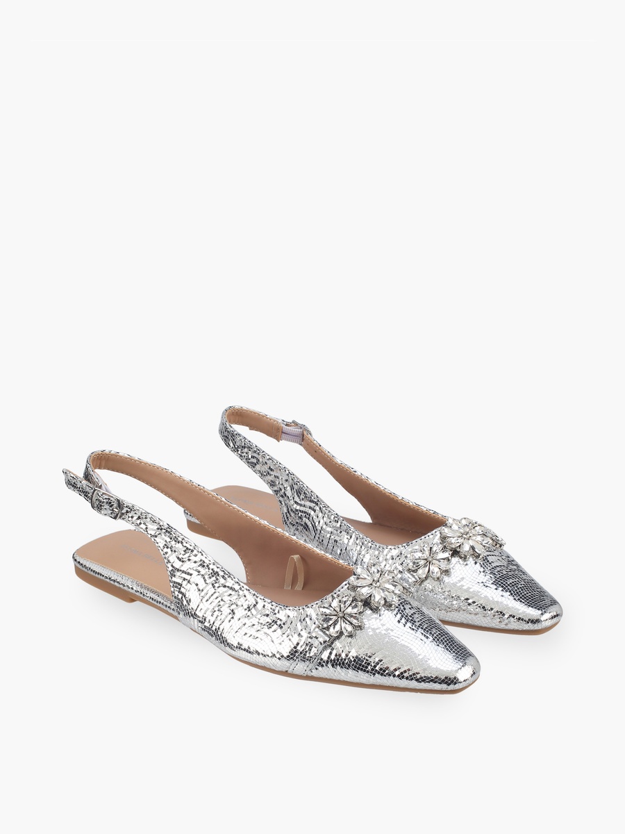 Women Embellished Pointed Toe Shoes