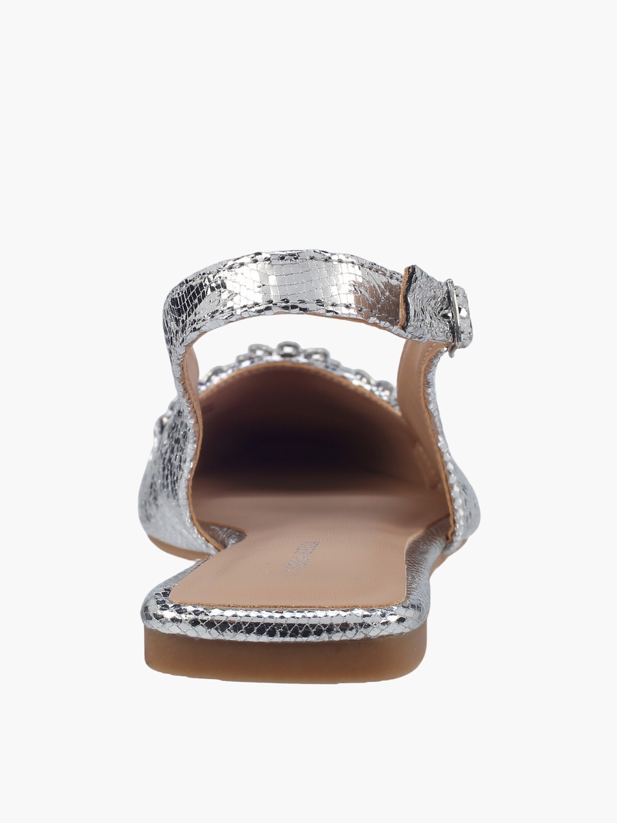 Women Embellished Pointed Toe Shoes