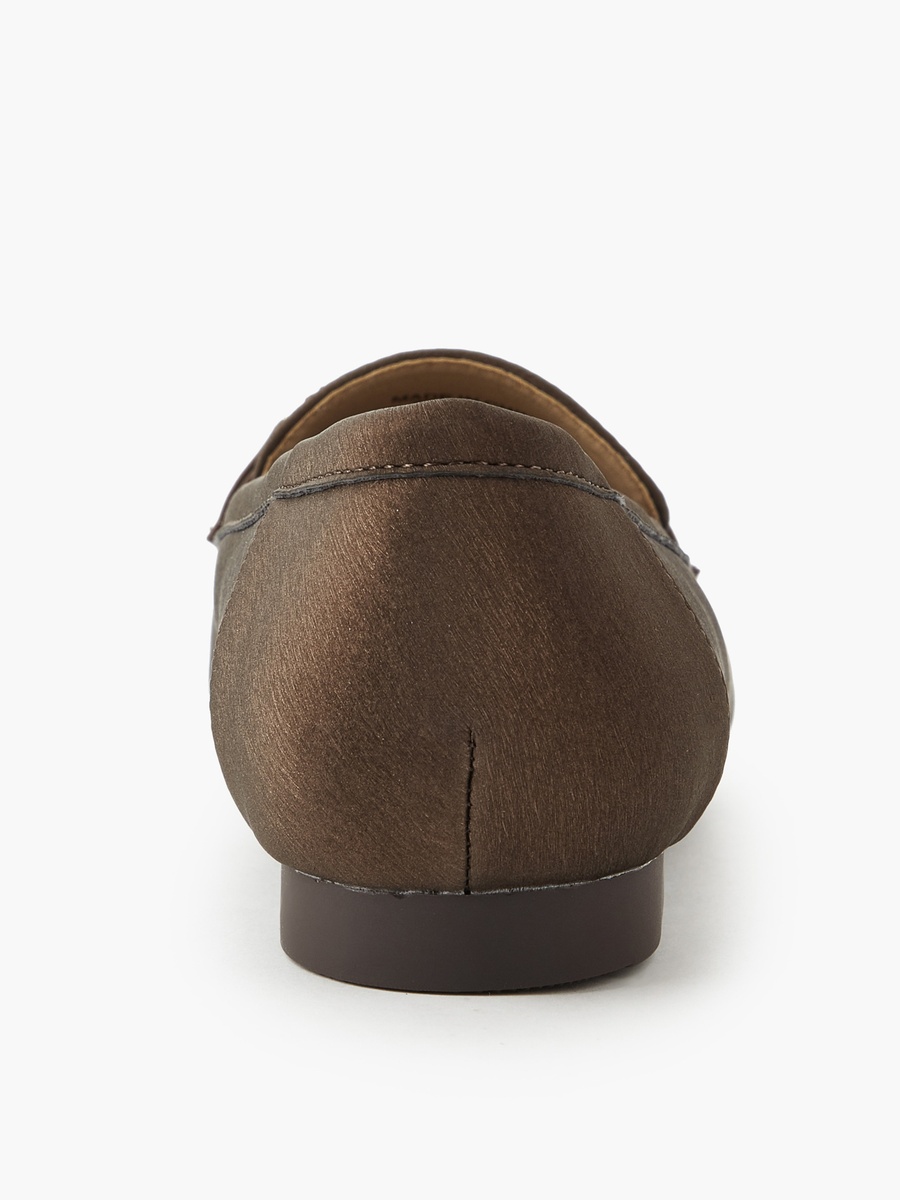 Women Buckle Detail Loafers