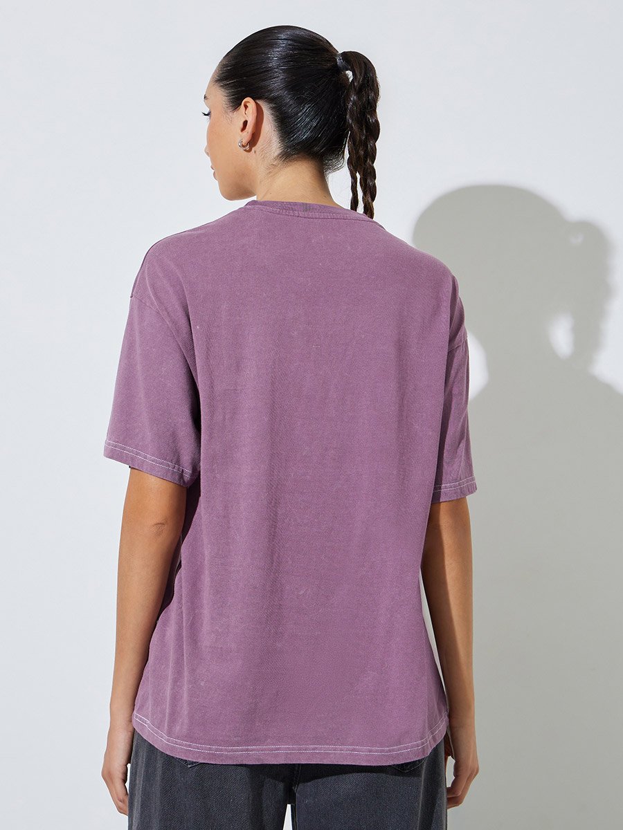 Purple Slogan Print Acid Wash Contrast Stitch T-Shirt