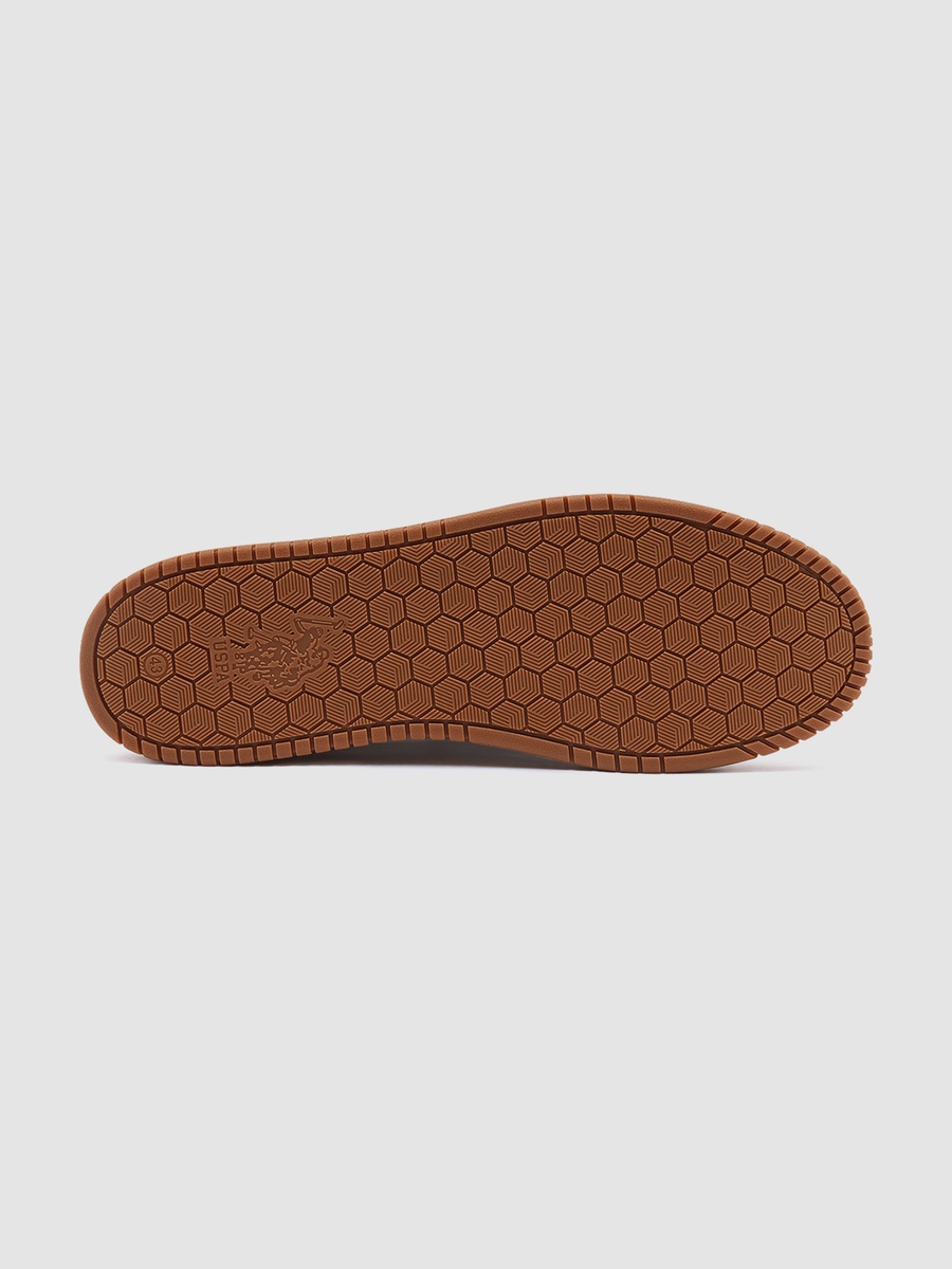 Men White Low-Top Sneakers