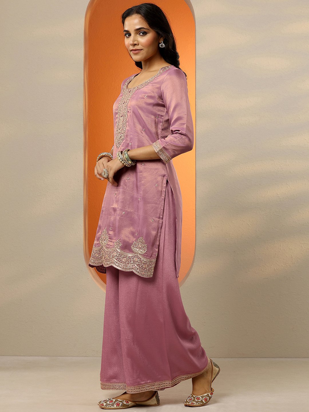 Mauve Printed Silk Blend Straight Kurta, Palazzos and Dupatta Set